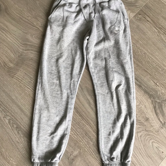 gray sweats for girls